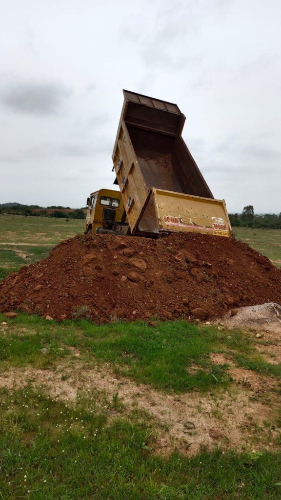 Farm Land @ 3000 per sqyard – 1Km from RRR